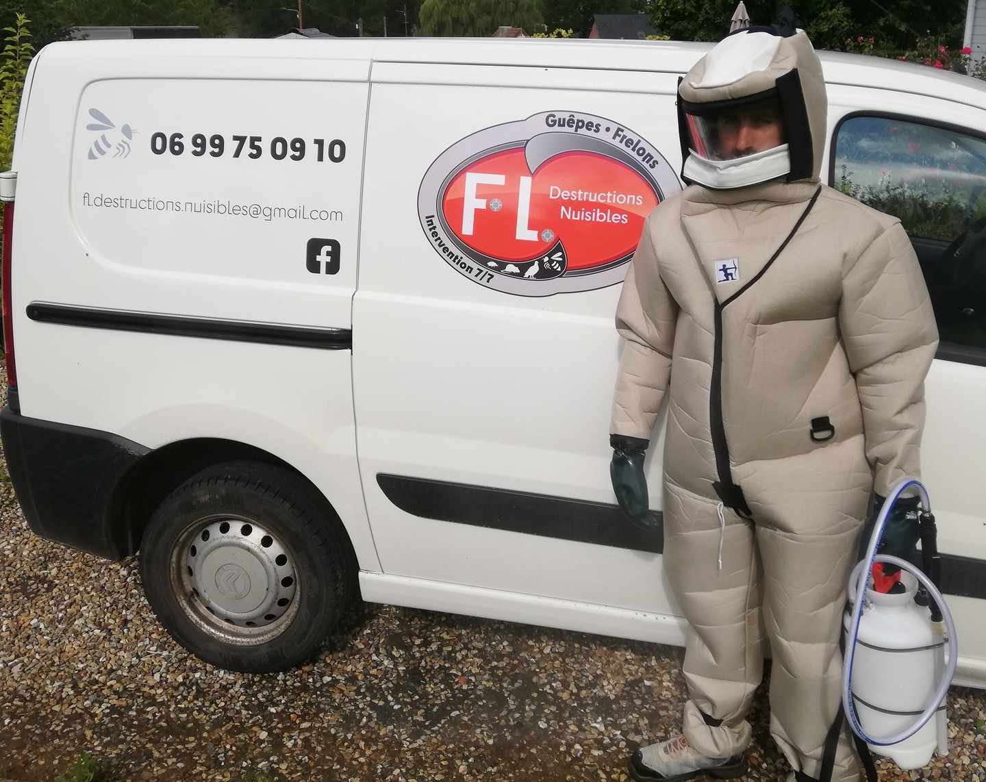 FL Destructions Nuisibles Logo 2